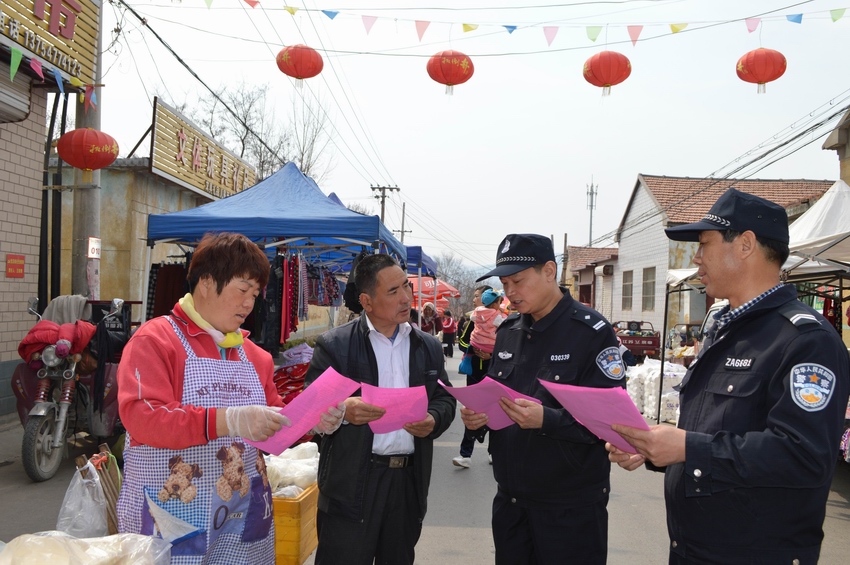 臨淄公安分局邊河派出所:開展冬季防火,防煤氣中毒宣傳活動